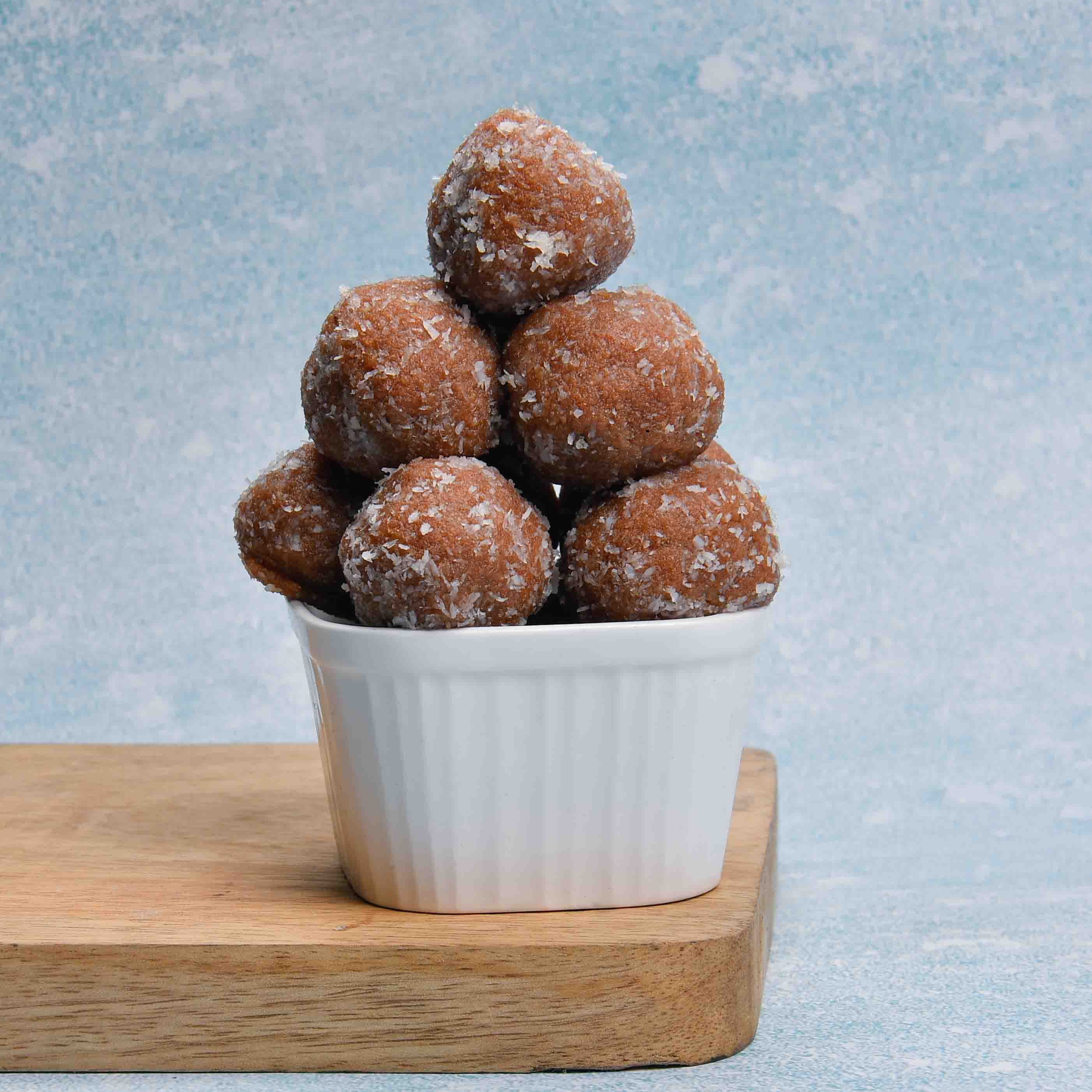 Coconut & Til Laddoos (5, Sugar/Grain Free)