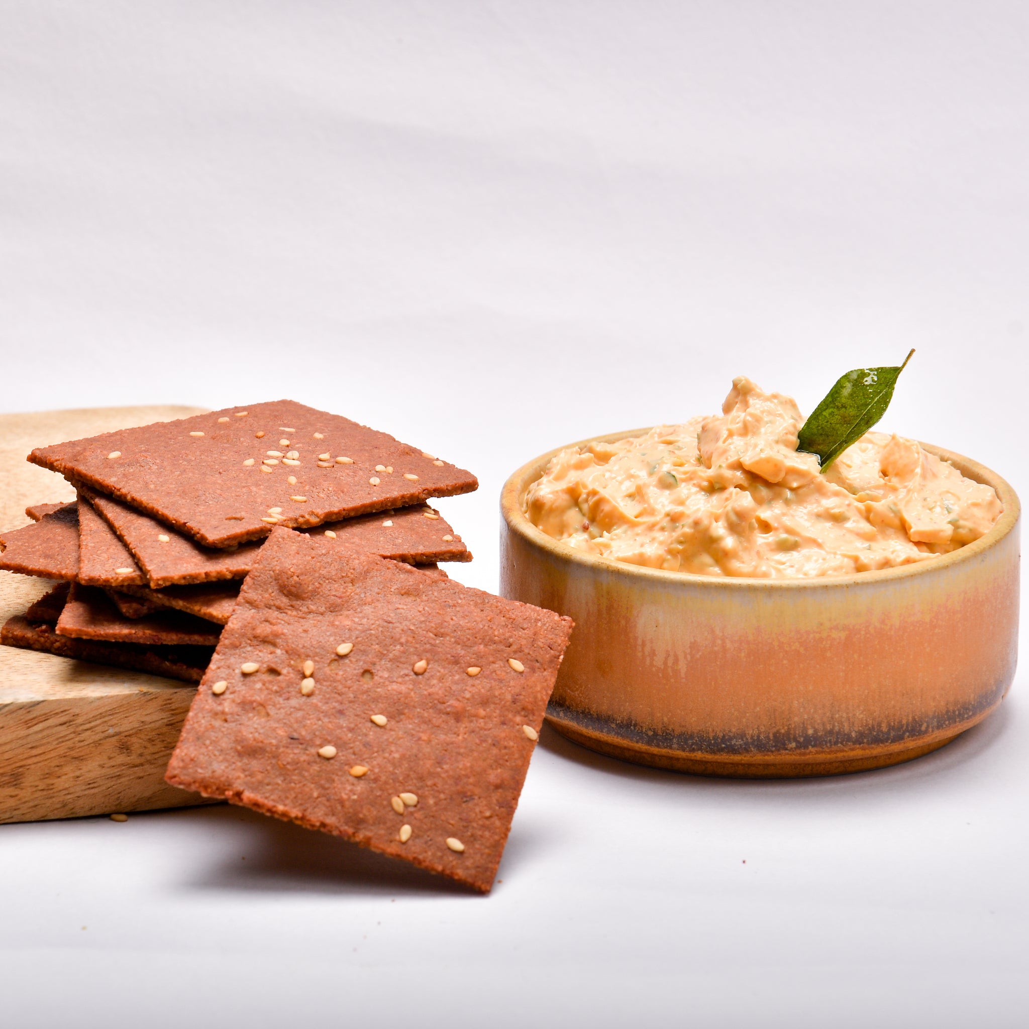 Beetroot Crackers (12, Grain Free) with Curry Leaves Dip (150g, Sugar/Grain Free)